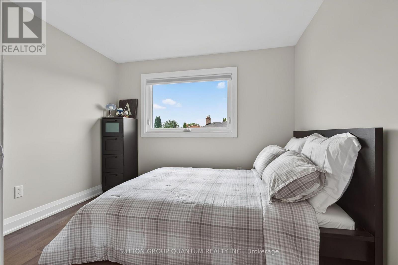 4413 Lee Drive, Mississauga, Ontario  L4W 4A9 - Photo 35 - W13624914