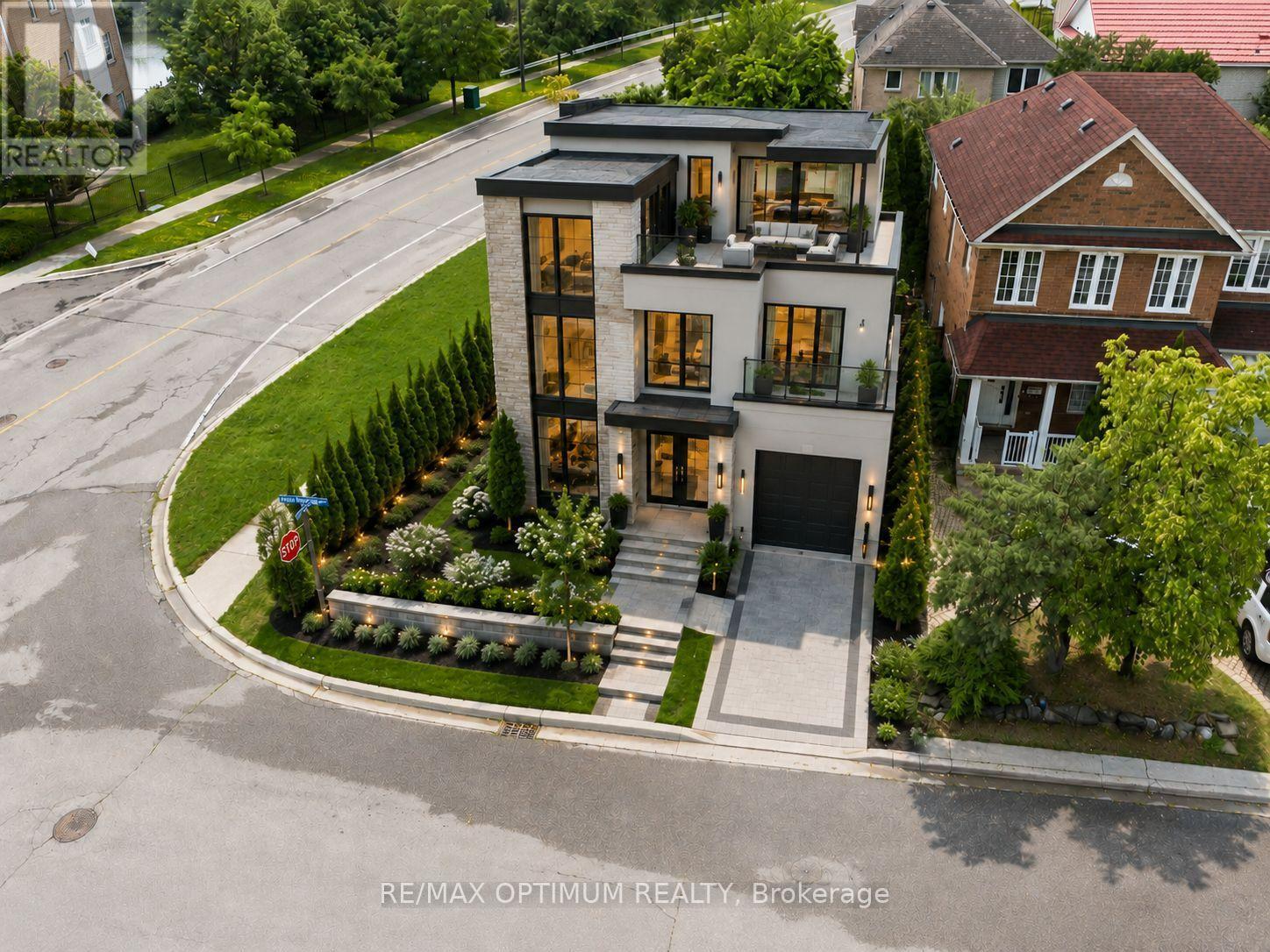 3140 High Springs Crescent, Mississauga, Ontario  L5B 4G4 - Photo 1 - W13627240