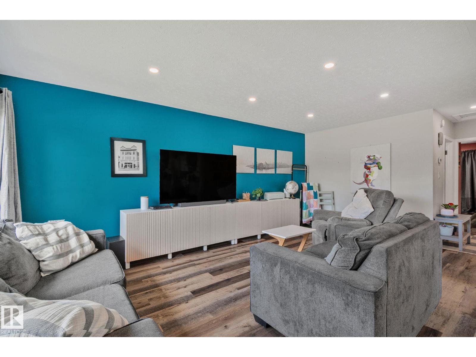 4723 105 St NW, Edmonton, Alberta  T6H 2M3 - Photo 10 - E4501645