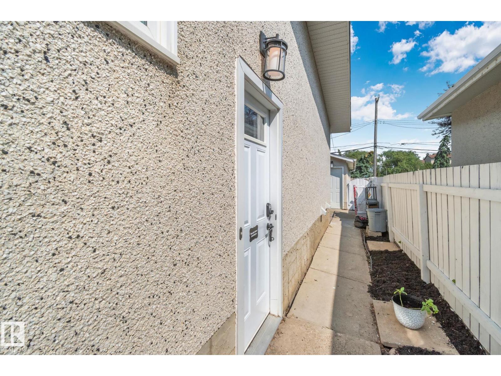 4723 105 St NW, Edmonton, Alberta  T6H 2M3 - Photo 41 - E4501645