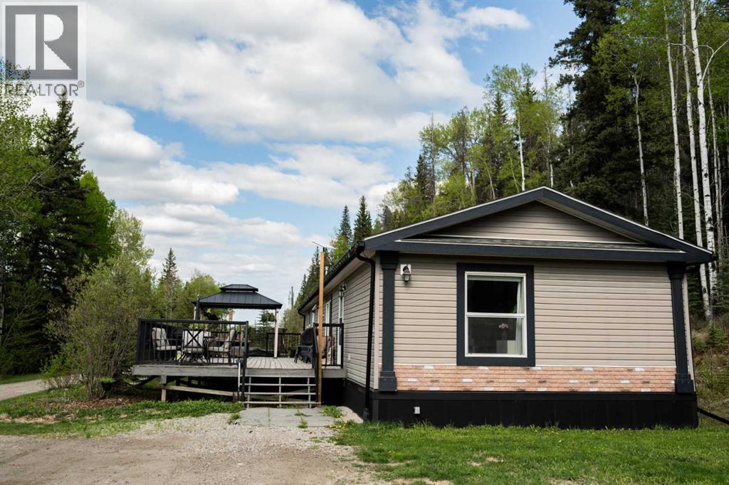 4b-24425 East River Road, Hinton, Alberta  T7V 0A3 - Photo 1 - A2286889