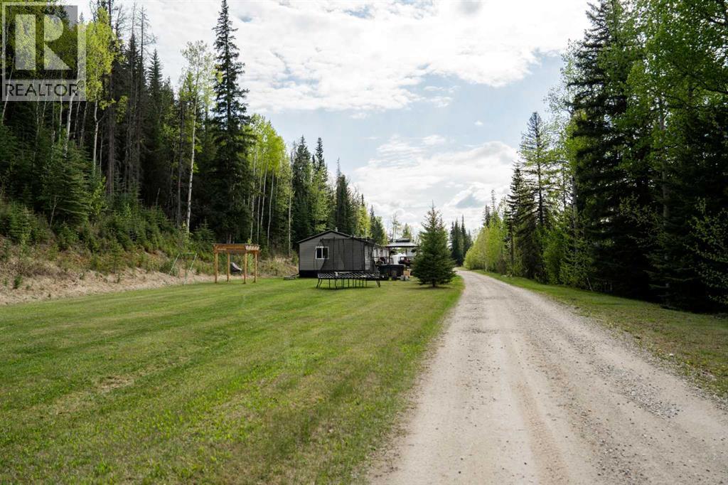 4b-24425 East River Road, Hinton, Alberta  T7V 0A3 - Photo 3 - A2286889