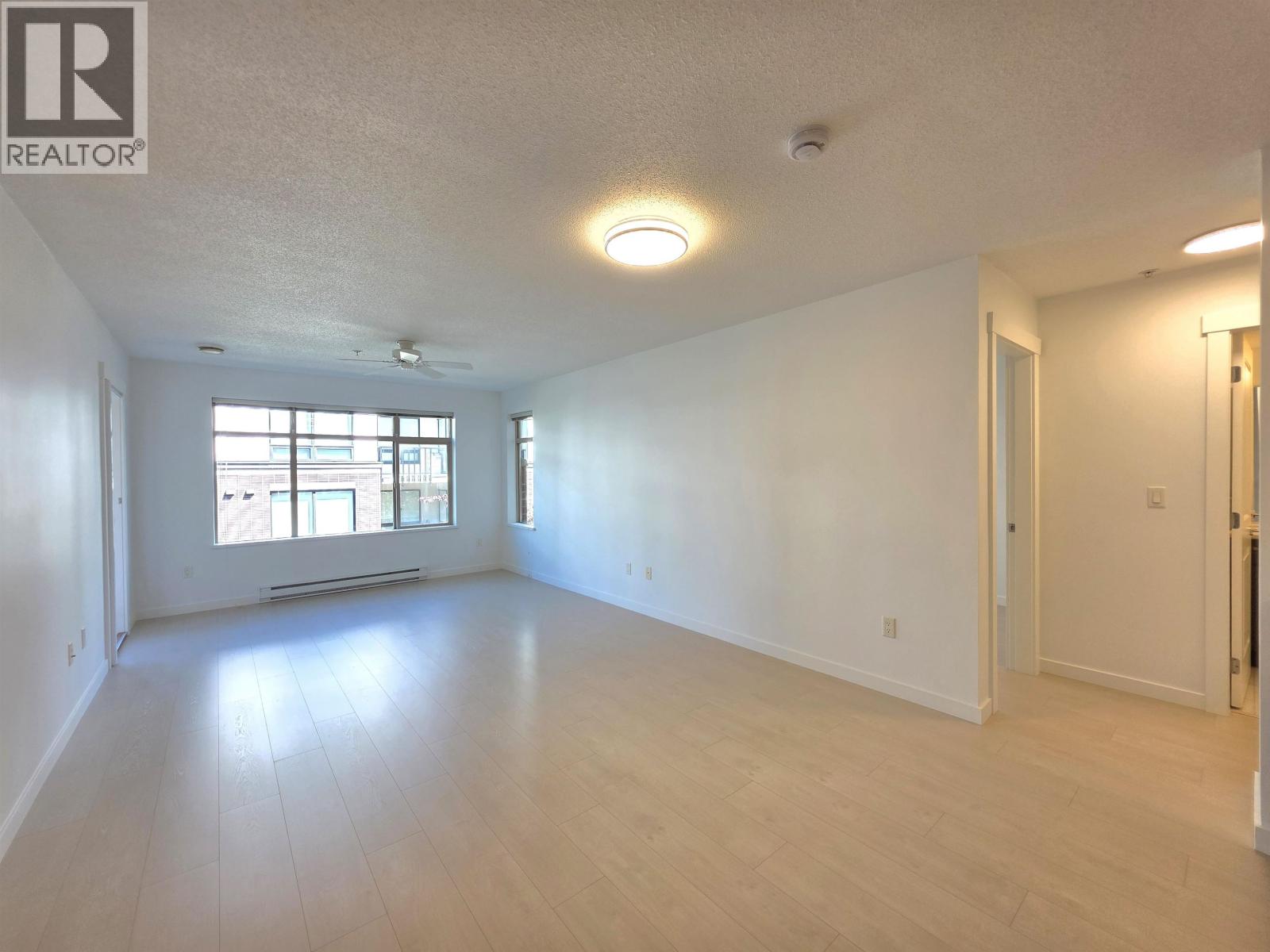 312 9299 TOMICKI AVENUE, Richmond, British Columbia