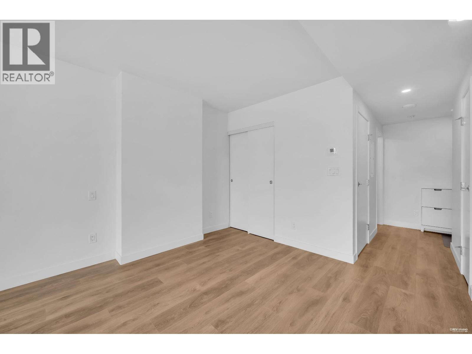 910 318 Alderson Avenue, Coquitlam, British Columbia  V3K 0J1 - Photo 13 - R3151636