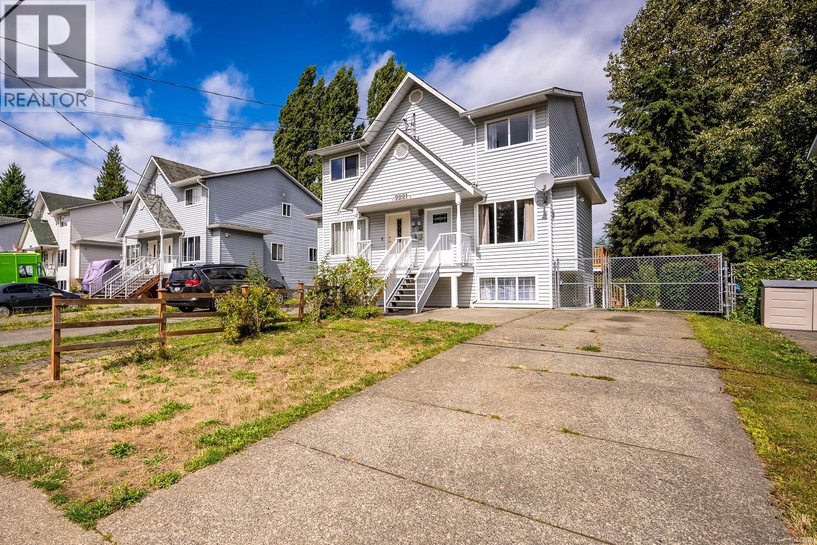 B 2221 Embleton Cres, Courtenay, British Columbia  V9M 8W9 - Photo 1 - 1044808