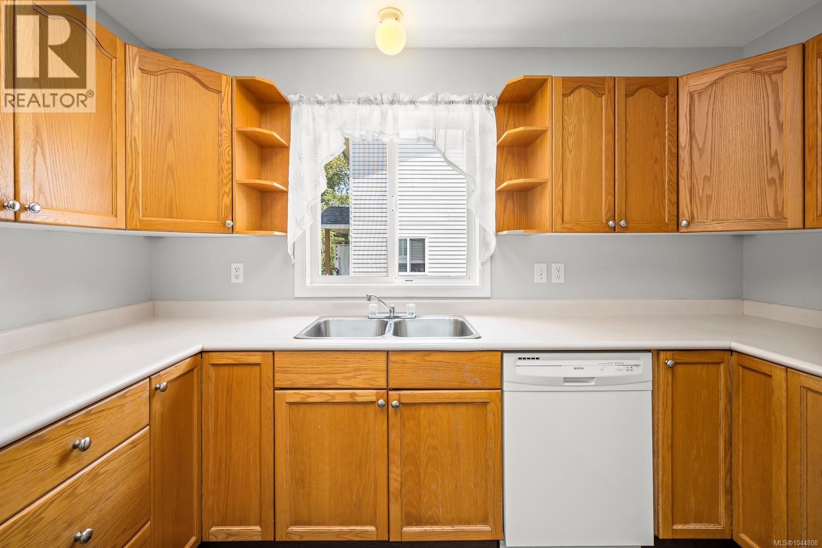 B 2221 Embleton Cres, Courtenay, British Columbia  V9M 8W9 - Photo 15 - 1044808