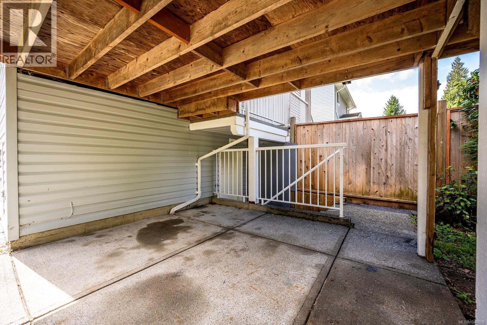 B 2221 Embleton Cres, Courtenay, British Columbia  V9M 8W9 - Photo 48 - 1044808