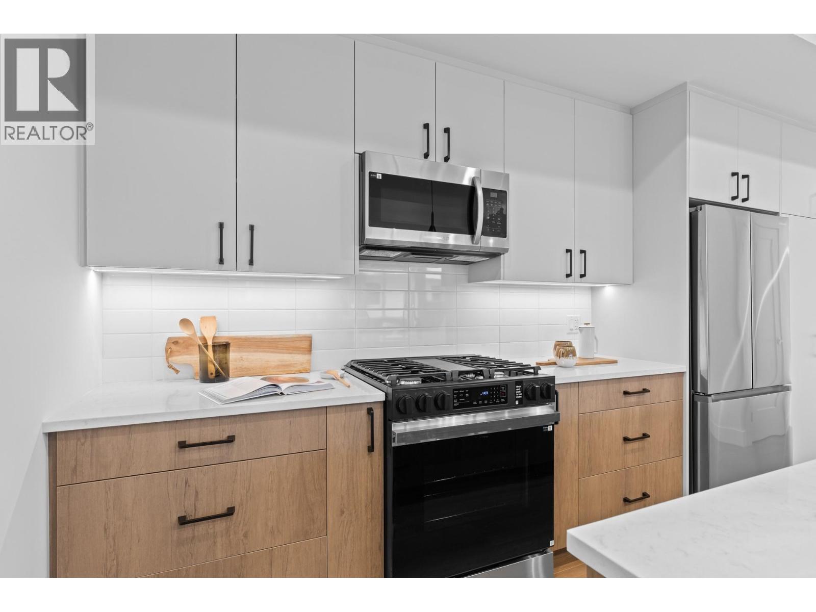 1463 Inkar Road Unit# 2, Kelowna, British Columbia  V1Y 8J1 - Photo 5 - 10390345