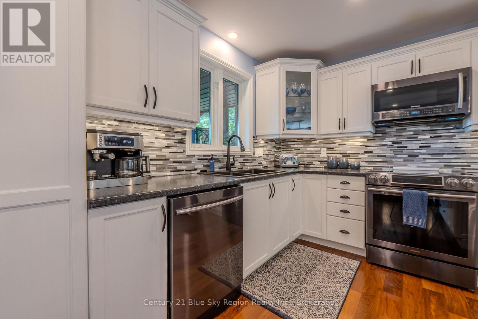 731 Macpherson Drive, East Ferris, Ontario  P0H 1B0 - Photo 10 - X13625350