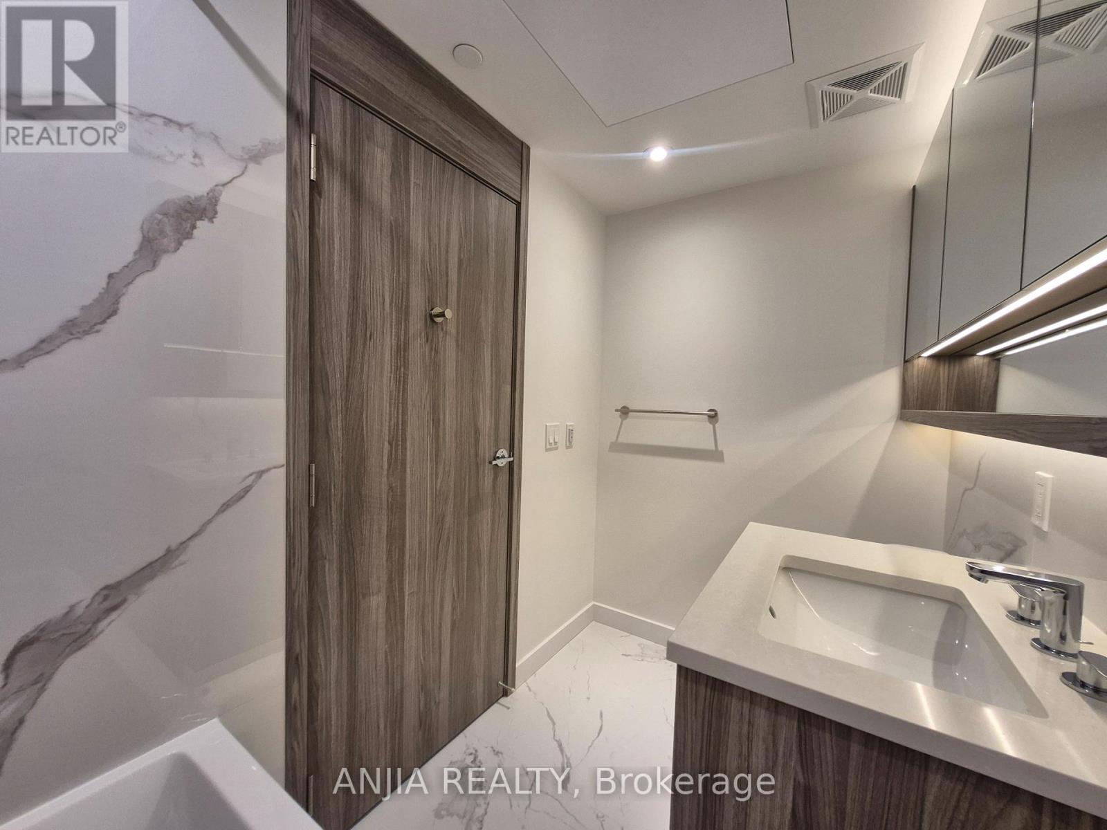 667 - 68 Esther Shiner Boulevard, Toronto, Ontario  M2K 0J6 - Photo 30 - C13626856
