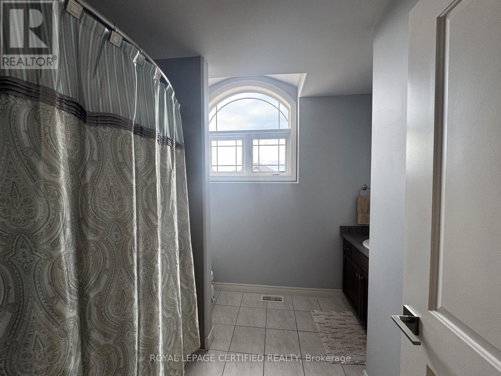 252 Westbank Trail, Hamilton, Ontario  L8K 5R9 - Photo 20 - X13626062