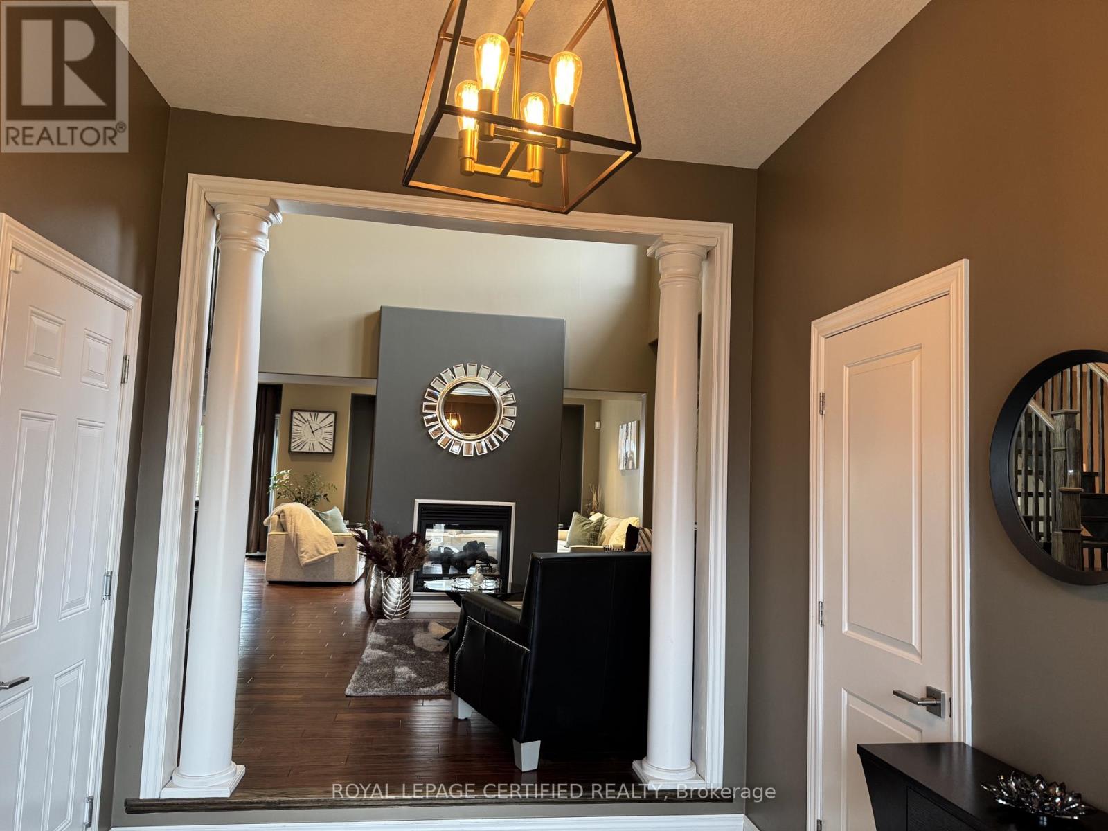 252 Westbank Trail, Hamilton, Ontario  L8K 5R9 - Photo 5 - X13626062