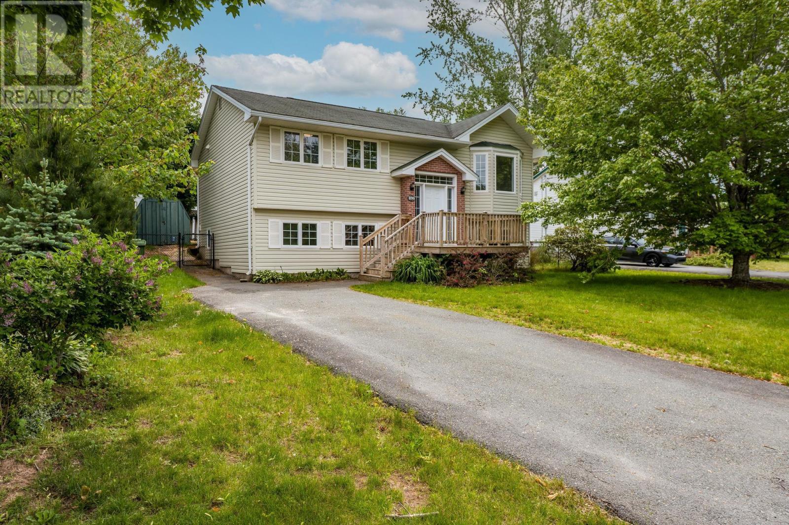 186 Avenue du Portage, Dartmouth, Nova Scotia