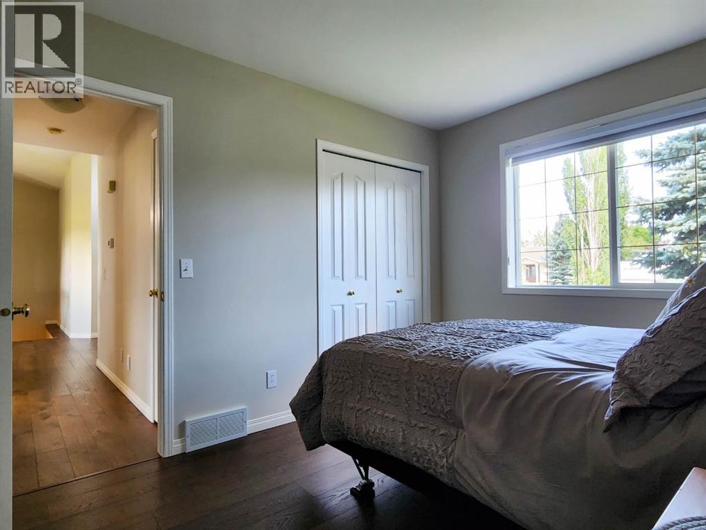 41 Westlynn Drive W, Claresholm, Alberta  T0L 0T0 - Photo 8 - A2293868