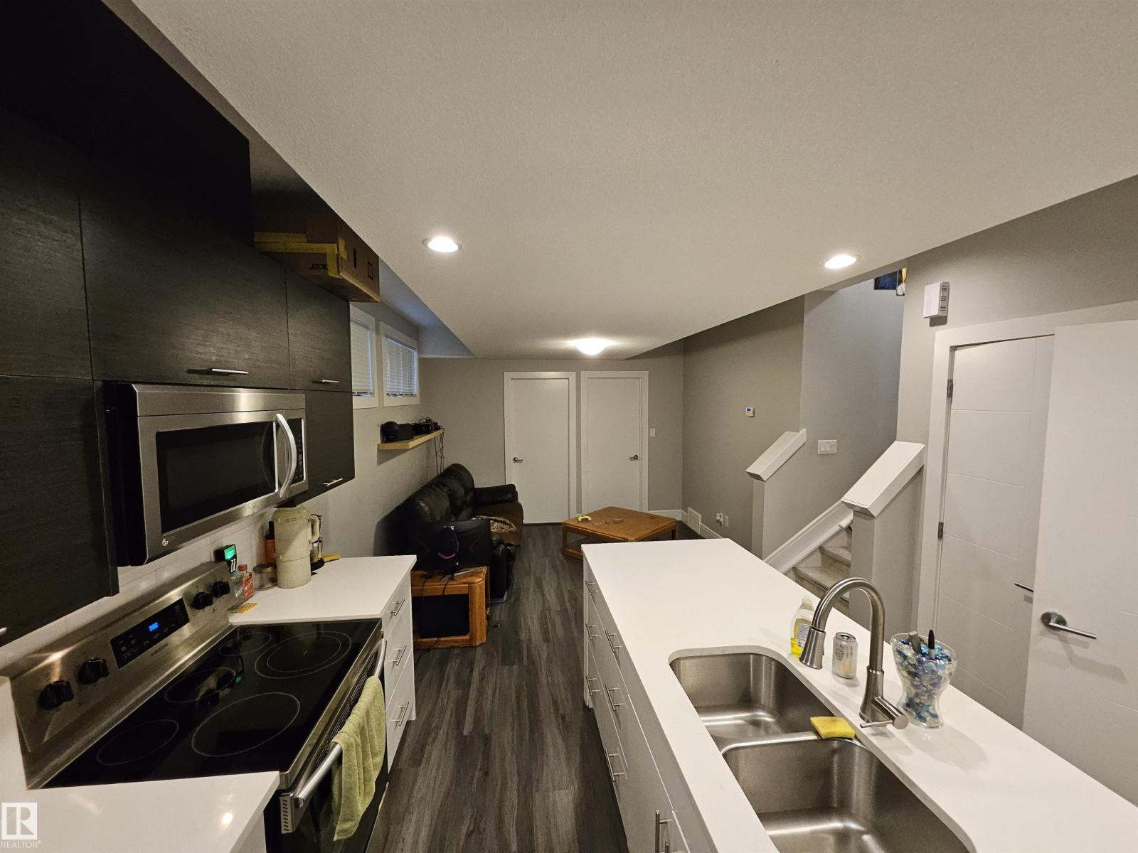 9311 66 Av NW NW, Edmonton, Alberta  T6E 0L8 - Photo 48 - E4501681