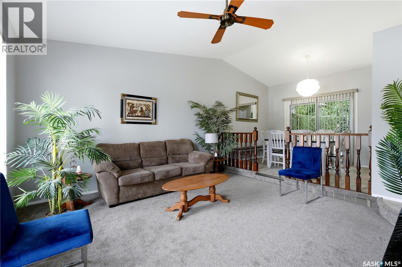 130 Flavelle Crescent, Saskatoon, Saskatchewan  S7L 6L2 - Photo 4 - SK044257