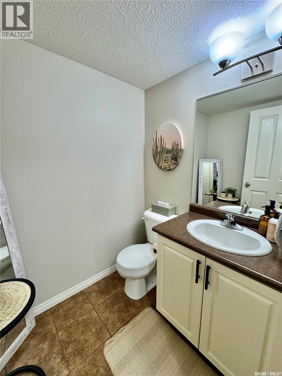 18 1600 Muzzy Drive, Prince Albert, Saskatchewan S6X 0A2 - Photo 12 - SK044227