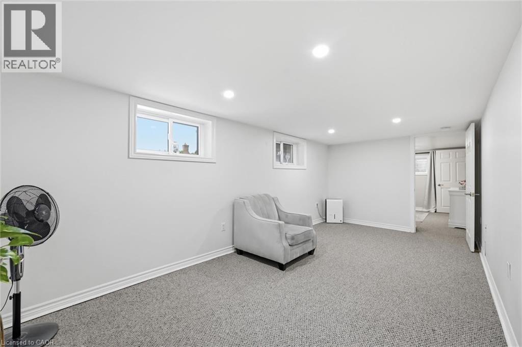 205 Dumbarton Avenue, Hamilton, Ontario  L8K 5C2 - Photo 28 - 40835898