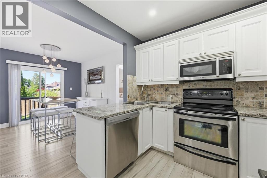 205 Dumbarton Avenue, Hamilton, Ontario  L8K 5C2 - Photo 9 - 40835898