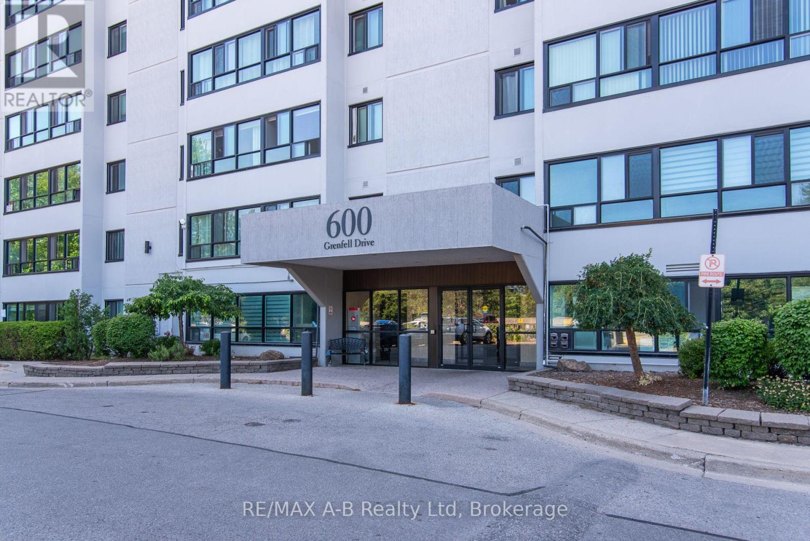 407 - 600 Grenfell Drive W, London North, Ontario  N5X 2R8 - Photo 3 - X13611392