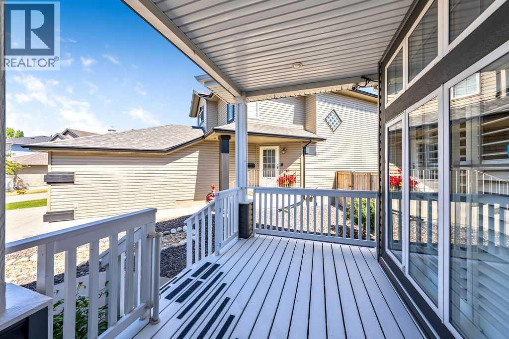 418 Bridlecreek Green SW, Calgary, Alberta  T2Y 3P1 - Photo 3 - A2333401