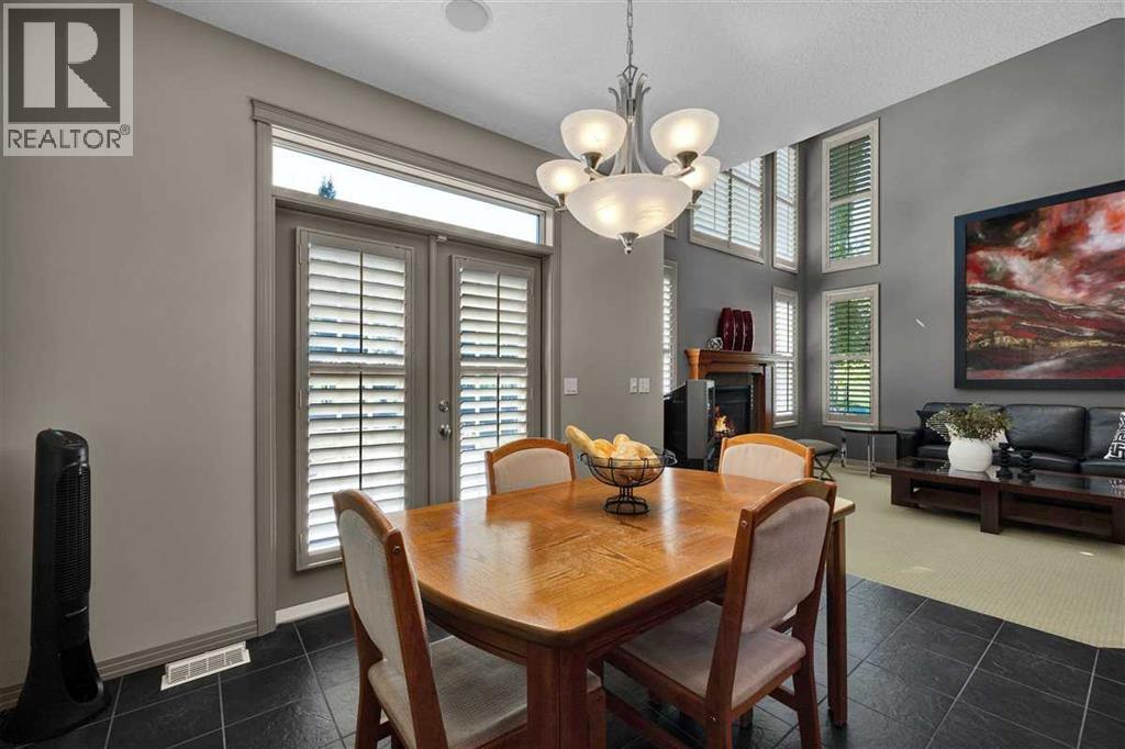 146 Springborough Point SW, Calgary, Alberta  T3H 5T5 - Photo 10 - A2332993