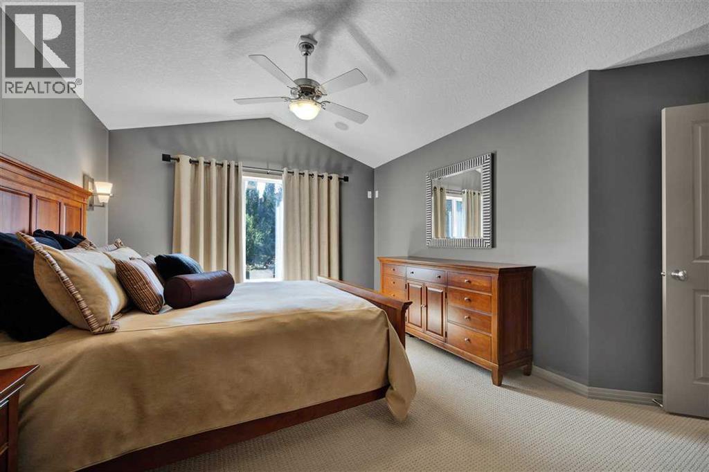 146 Springborough Point SW, Calgary, Alberta  T3H 5T5 - Photo 15 - A2332993