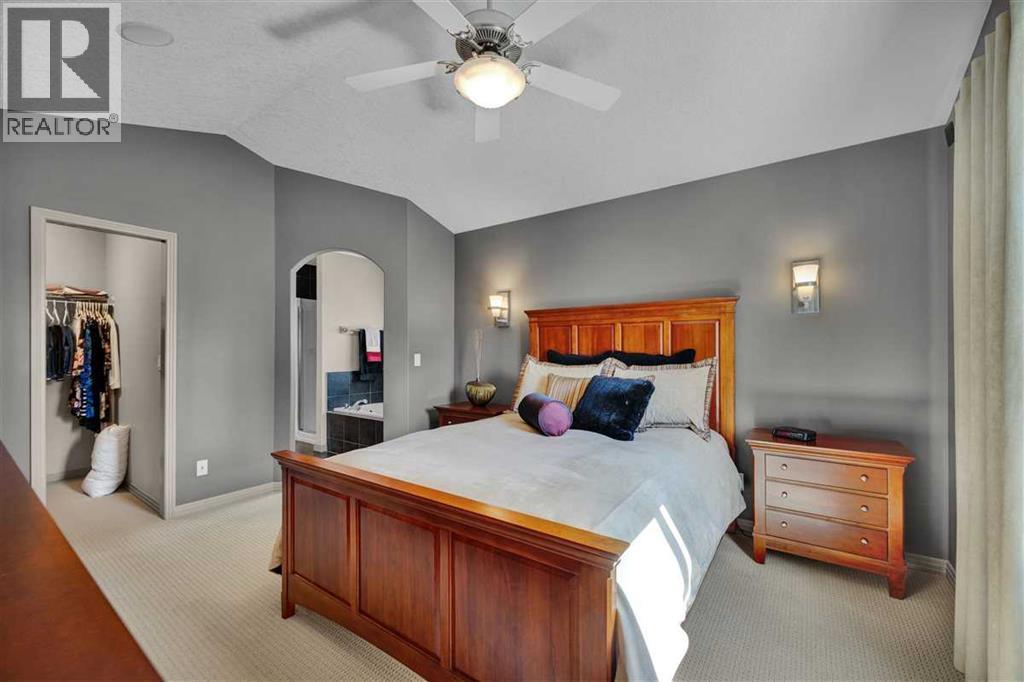 146 Springborough Point SW, Calgary, Alberta  T3H 5T5 - Photo 16 - A2332993