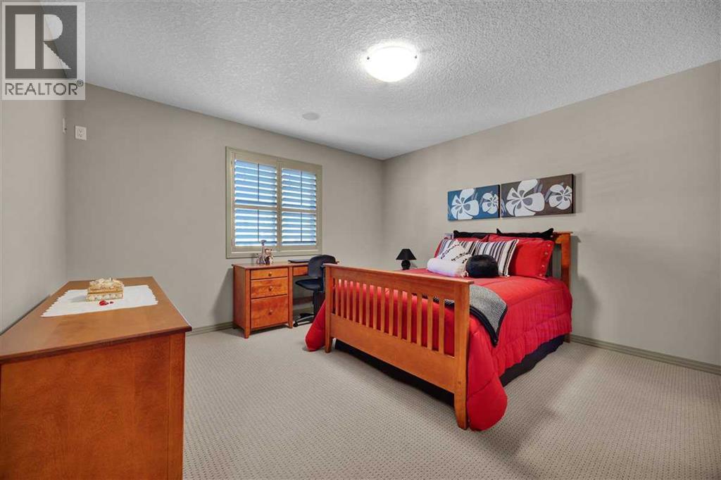 146 Springborough Point SW, Calgary, Alberta  T3H 5T5 - Photo 20 - A2332993