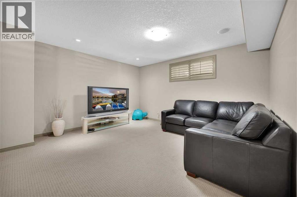 146 Springborough Point SW, Calgary, Alberta  T3H 5T5 - Photo 25 - A2332993