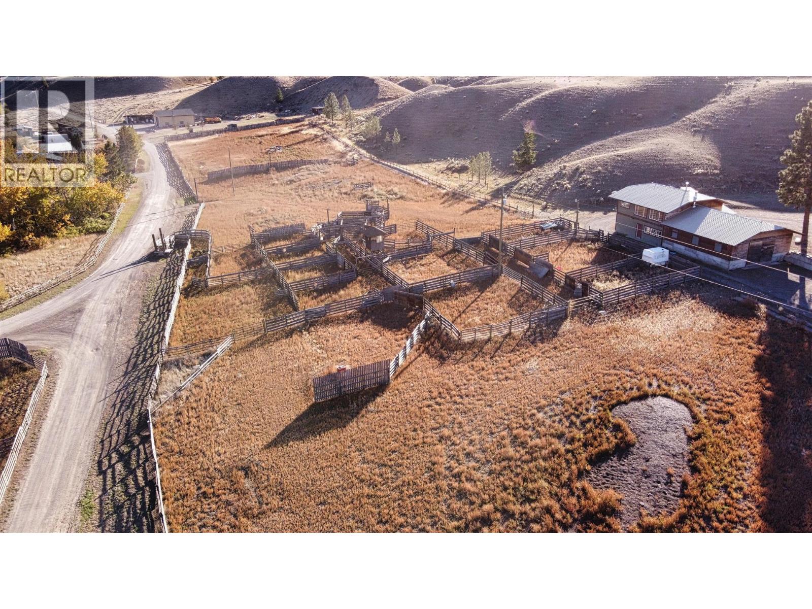 3269 Highway 97 N, Cache Creek, British Columbia V0K 1H0 - Photo 30 - 10396605
