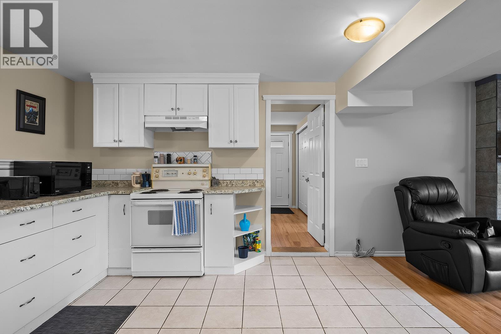 851 Hammer Avenue, Kelowna, British Columbia  V1W 2B7 - Photo 50 - 10396526