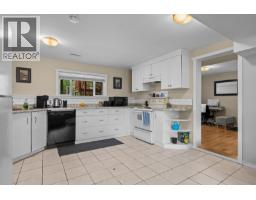 851 Hammer Avenue, Kelowna, British Columbia  V1W 2B7 - Photo 46 - 10396526