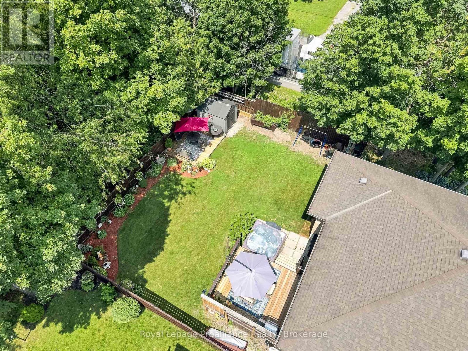 39 Lakewood Crescent, Quinte West, Ontario  K8V 5P4 - Photo 4 - X13627286