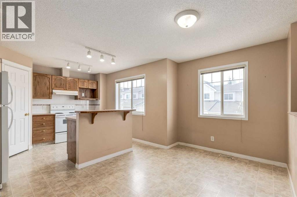 109 Hidden Creek Gardens Nw, Calgary, Alberta  T3A 6J4 - Photo 3 - A2321962
