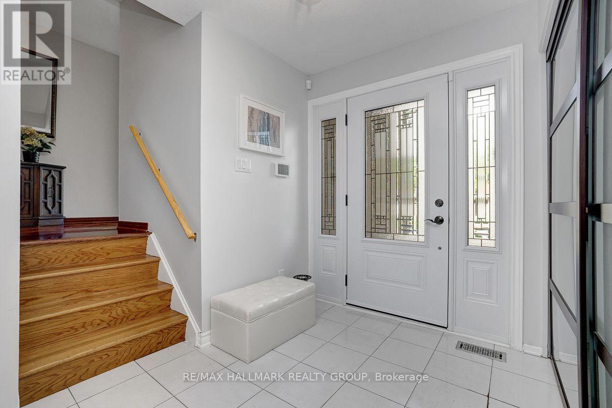 1950 Ludgate Crescent, Ottawa, Ontario  K1J 8L2 - Photo 3 - X13627256