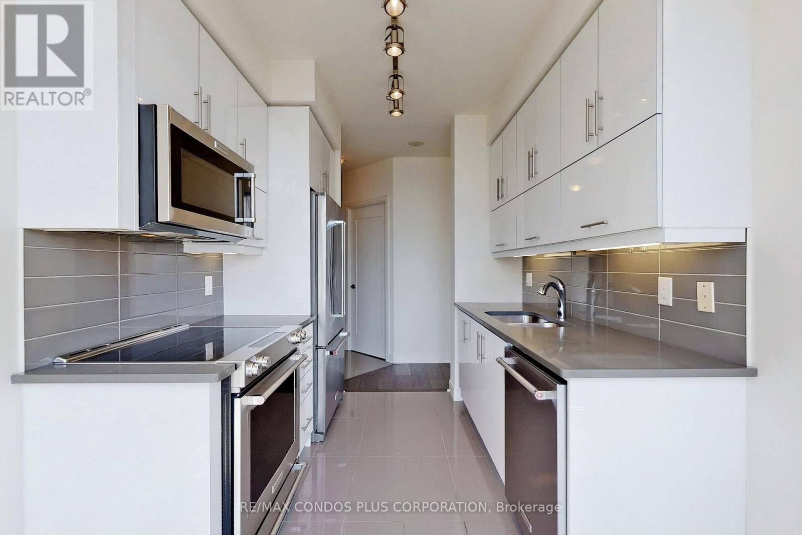 3807 - 825 Church Street, Toronto, Ontario  M4W 3Z4 - Photo 10 - C13627264