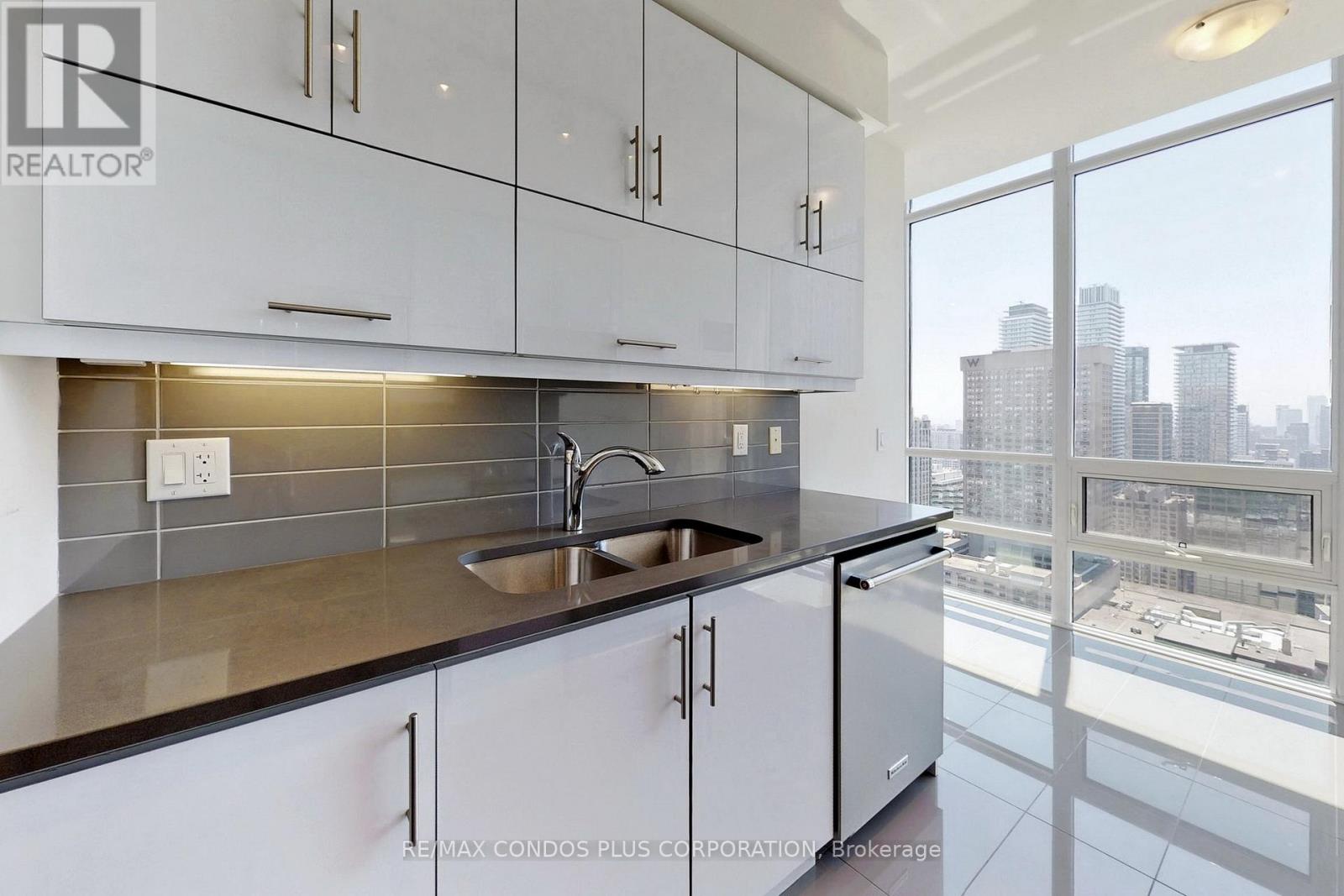 3807 - 825 Church Street, Toronto, Ontario  M4W 3Z4 - Photo 12 - C13627264
