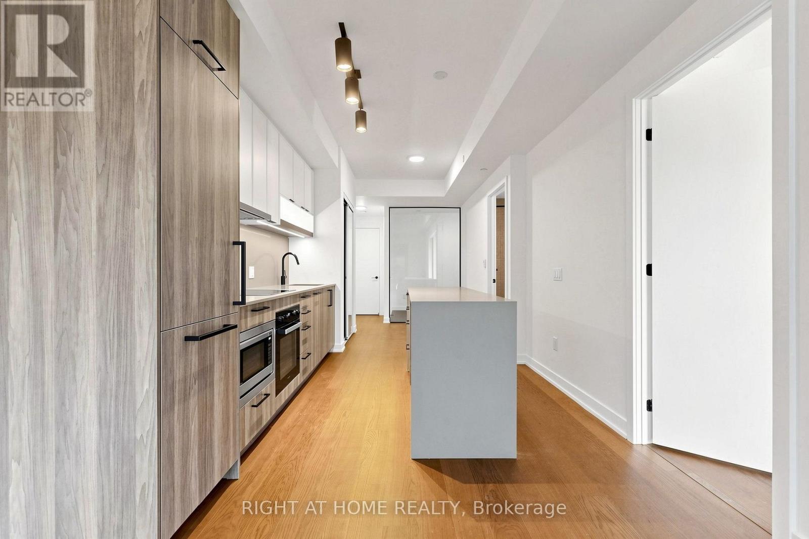 521 - 91 Montclair Avenue, Toronto, Ontario  M5P 0B1 - Photo 12 - C13627380