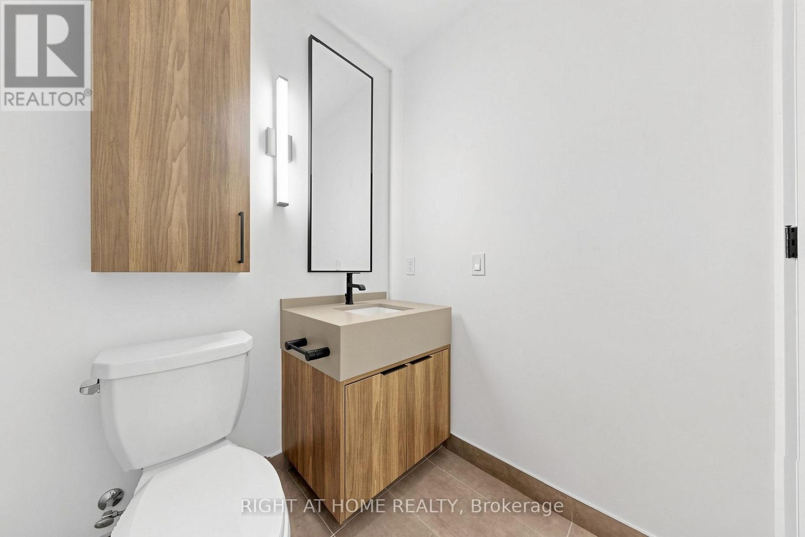 521 - 91 Montclair Avenue, Toronto, Ontario  M5P 0B1 - Photo 30 - C13627380