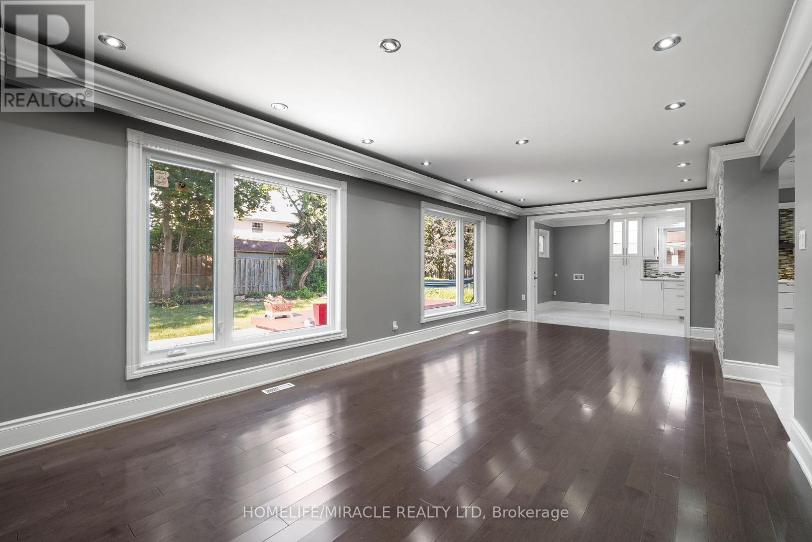 70 Cockburn Drive, Toronto, Ontario  M1C 2T2 - Photo 6 - E13627254