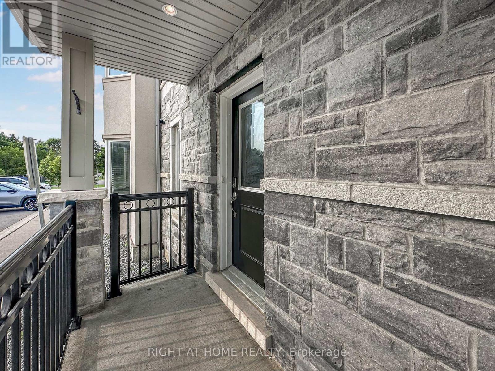 59 Kantium Way N, Whitby, Ontario  L1N 0L4 - Photo 4 - E13627268