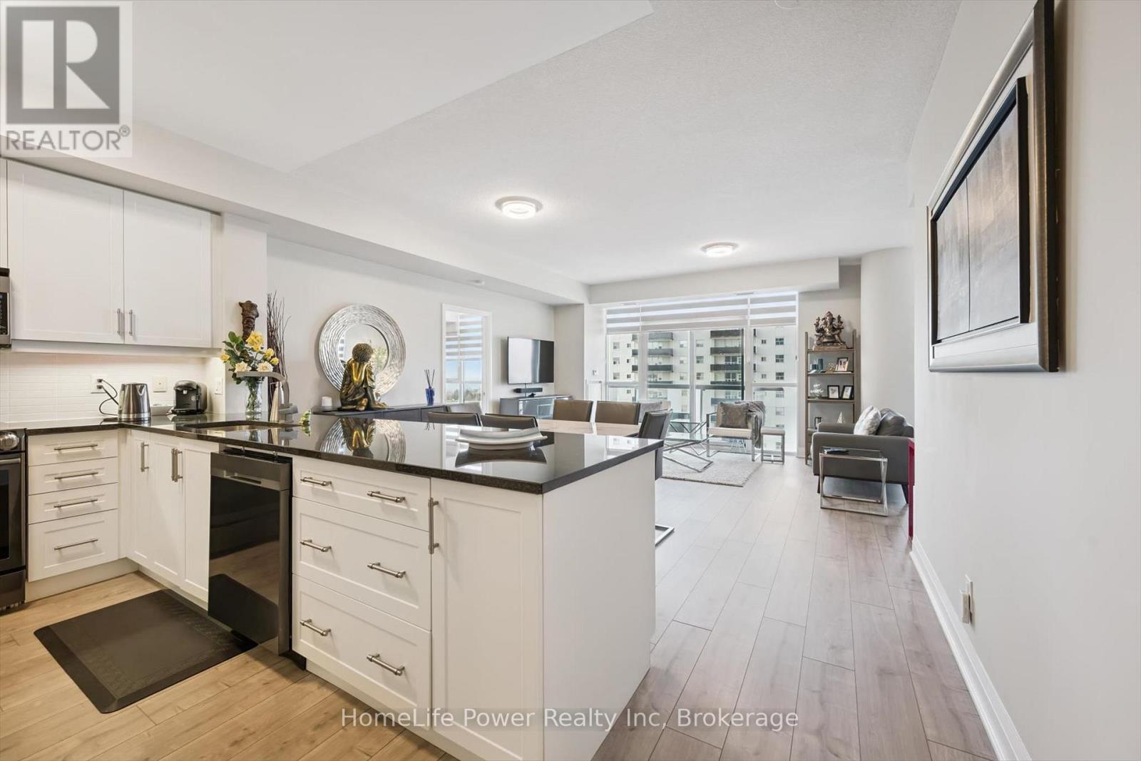 1201 - 1 Hurontario Street, Mississauga, Ontario  L5G 0A3 - Photo 13 - W13627308