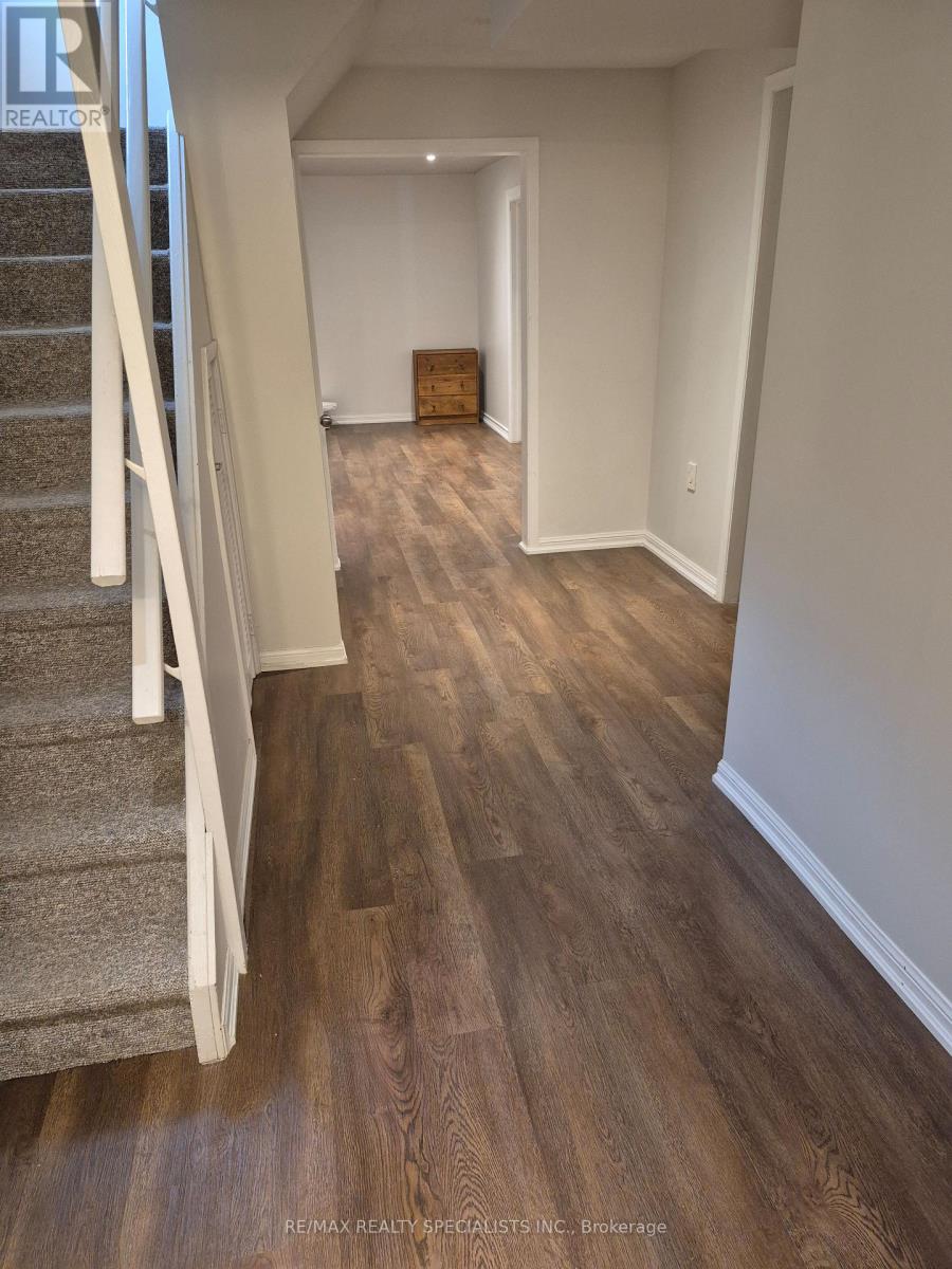 Lower - 353 Brownridge Drive, Vaughan, Ontario L4J 5X2 - Photo 6 - N13627314