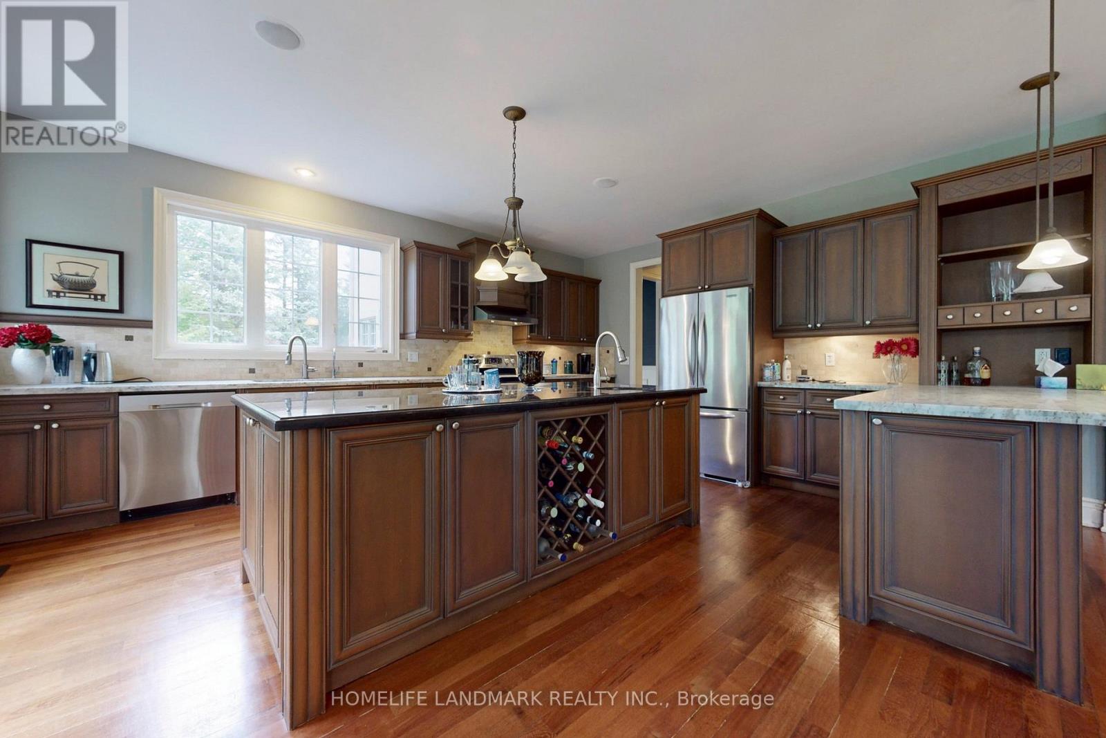19 Wolf Run Court, Whitchurch-Stouffville, Ontario  L4A 2L4 - Photo 15 - N13627330