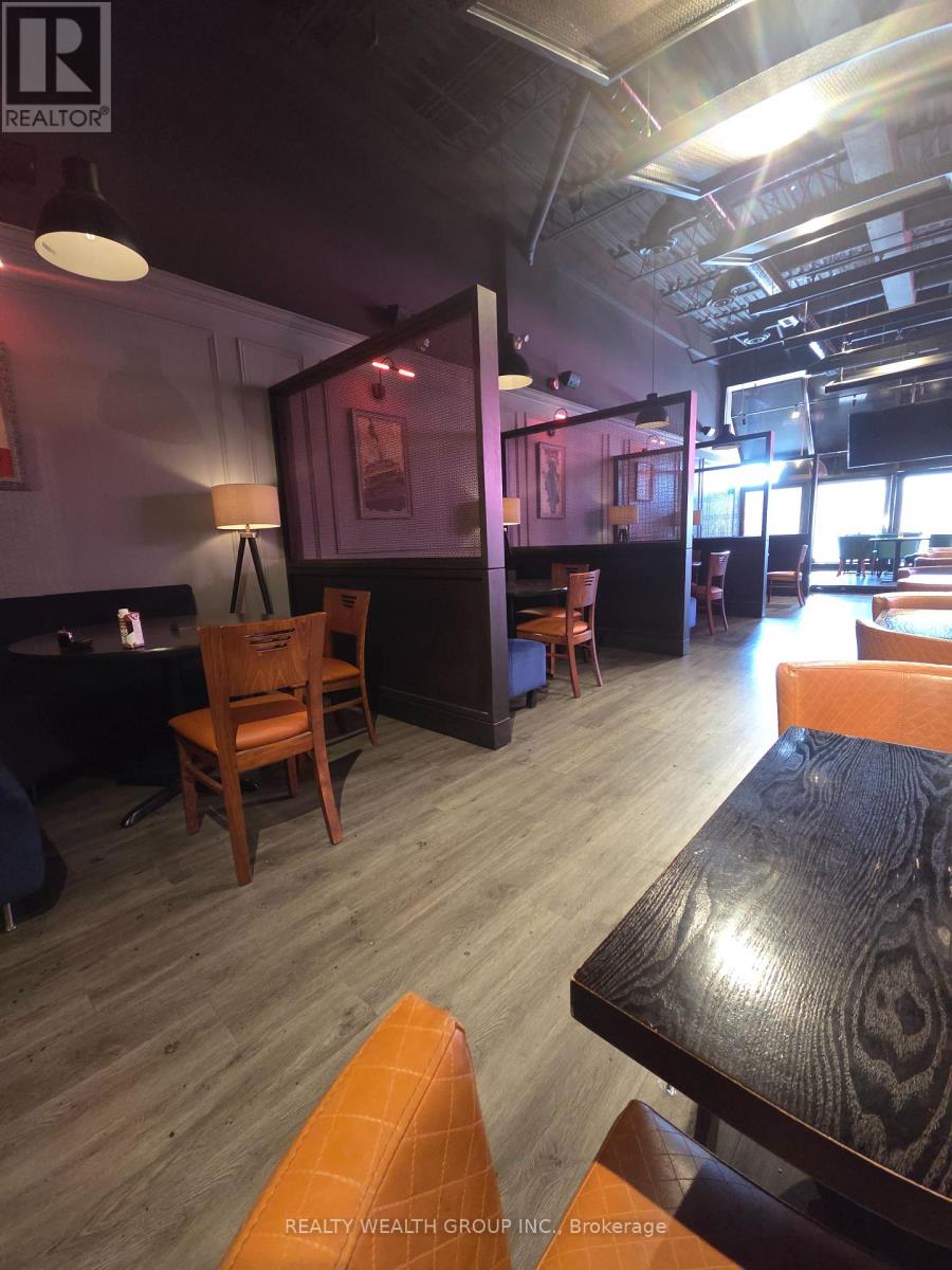 211 - 9737 Yonge Street, Richmond Hill, Ontario  L4C 8S7 - Photo 7 - N13627346