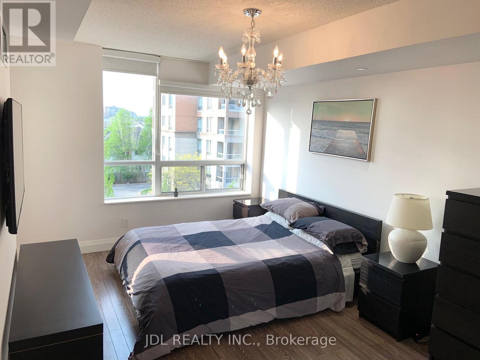 403 - 19 Northern Heights Drive, Richmond Hill, Ontario L4B 4M4 - Photo 5 - N13627384