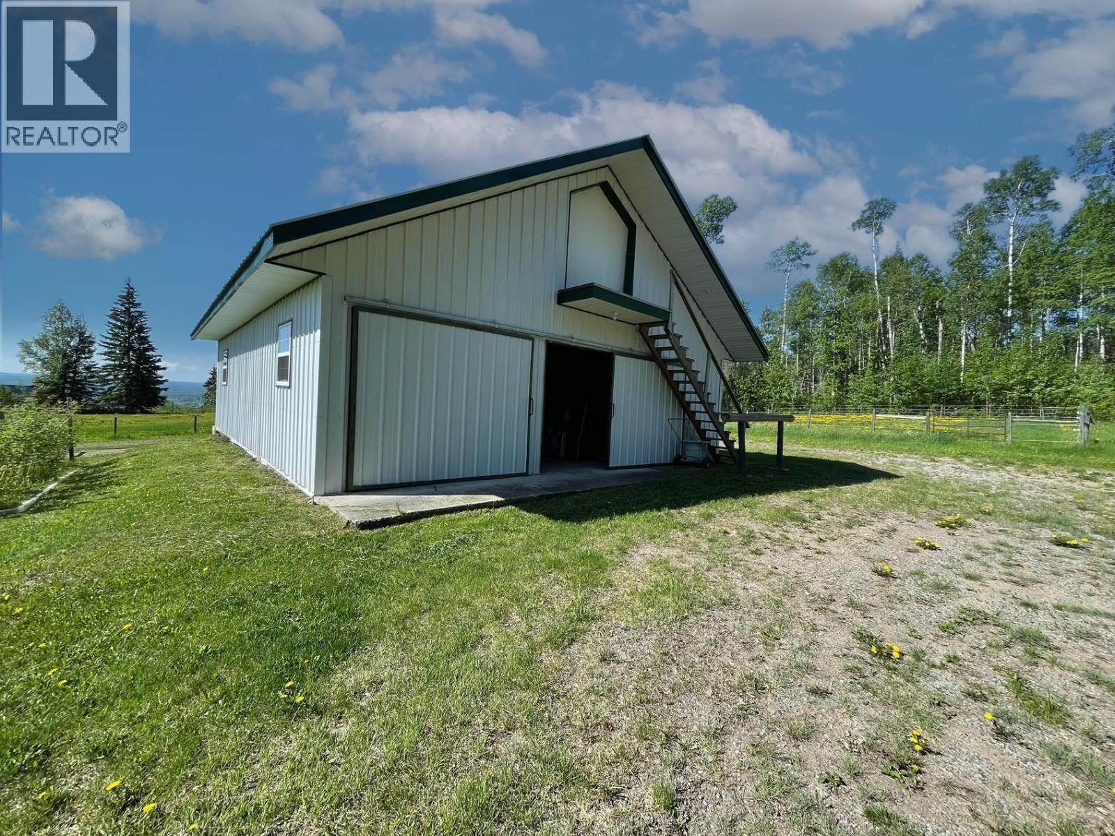 634 Robin Road, Fort St. James, British Columbia  V0J 1P0 - Photo 5 - R3148976