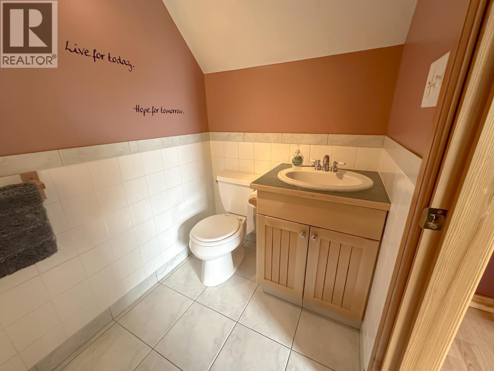 634 Robin Road, Fort St. James, British Columbia  V0J 1P0 - Photo 22 - R3148976