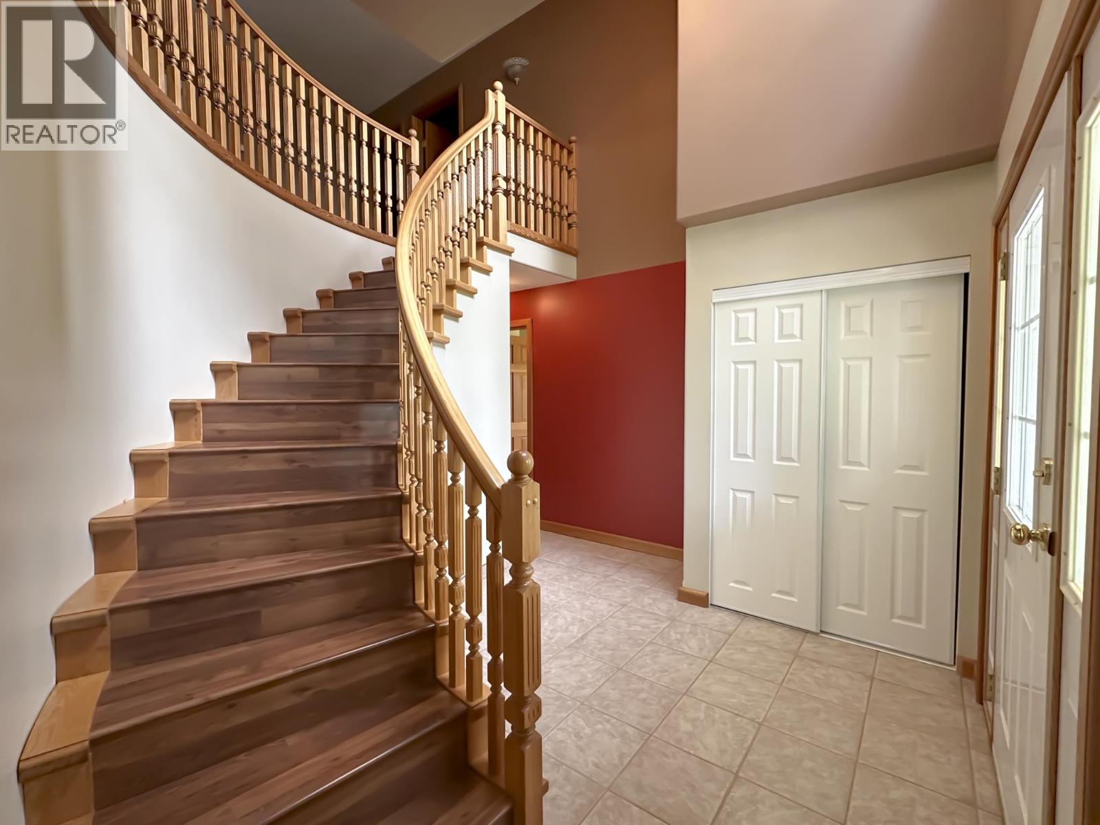 634 Robin Road, Fort St. James, British Columbia  V0J 1P0 - Photo 11 - R3148976